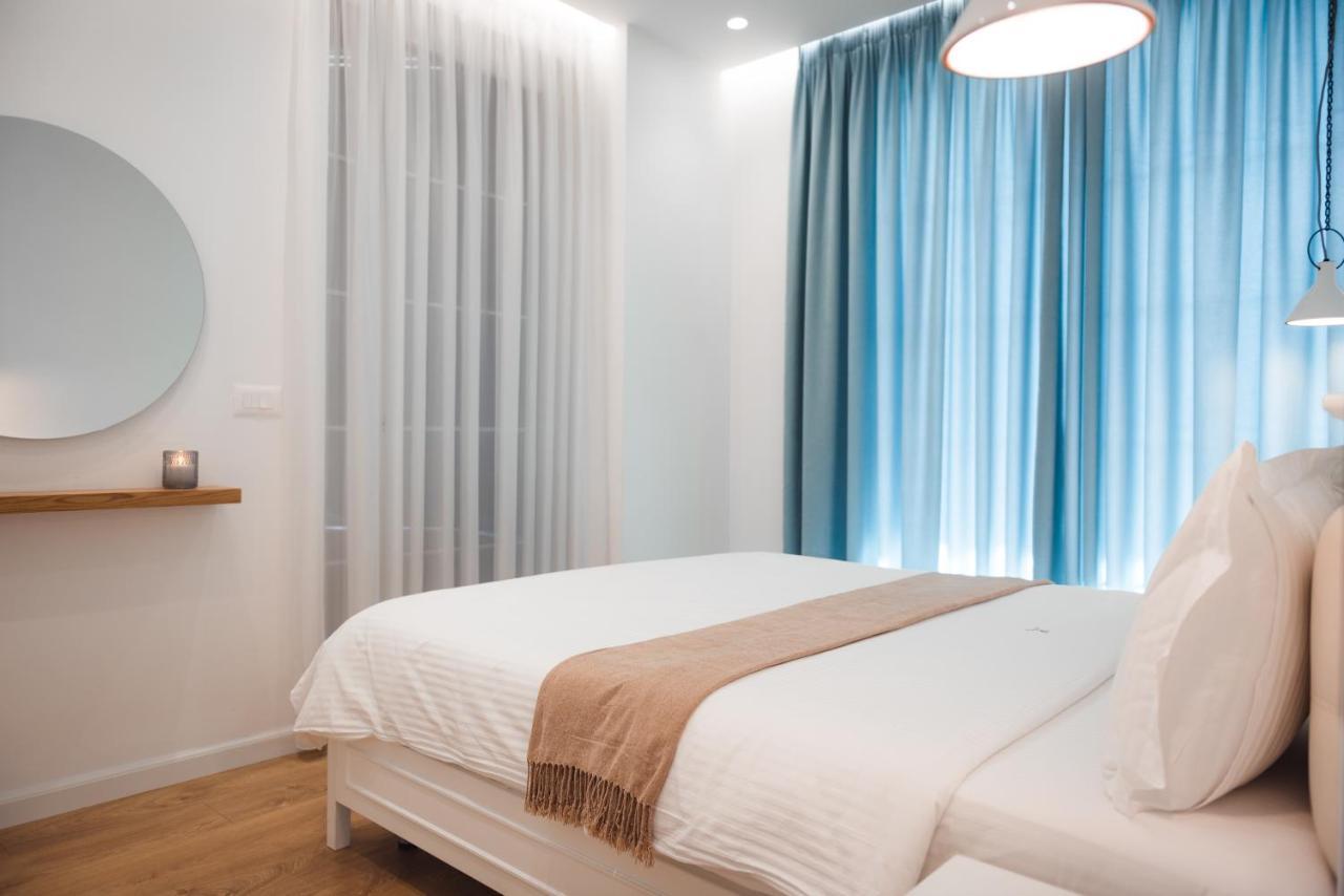 Tam Skanderbeg Square City Center Apartment No4 Tirana Exteriör bild
