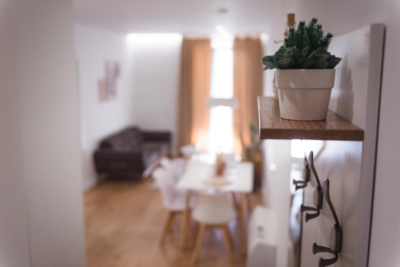 Tam Skanderbeg Square City Center Apartment No4 Tirana Exteriör bild